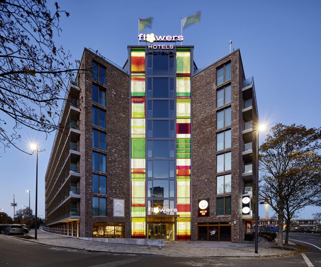 Fassade mit Geschichte: Die Riemchen entstanden in Handarbeit aus den Abbruchziegeln alter Gebäude im Ruhrgebiet.